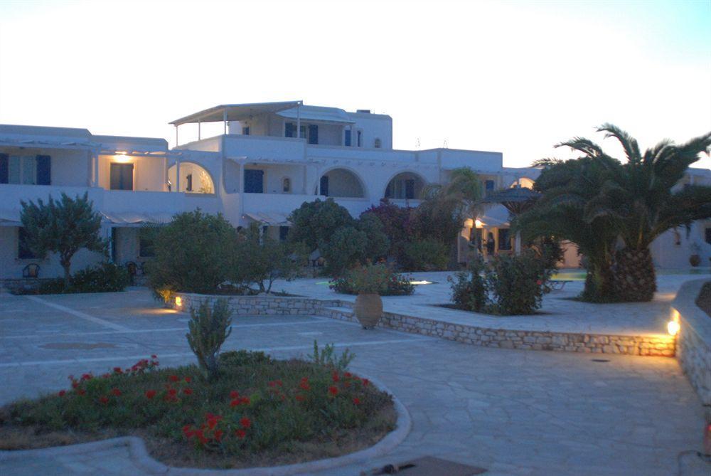 Fyrogenis Palace Parikia  Exterior photo
